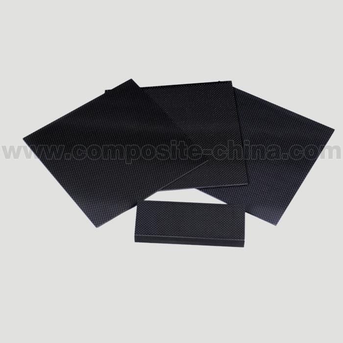 Fulls de fibra de carboni s'utilitzen principalment per al reforç de làmina d...